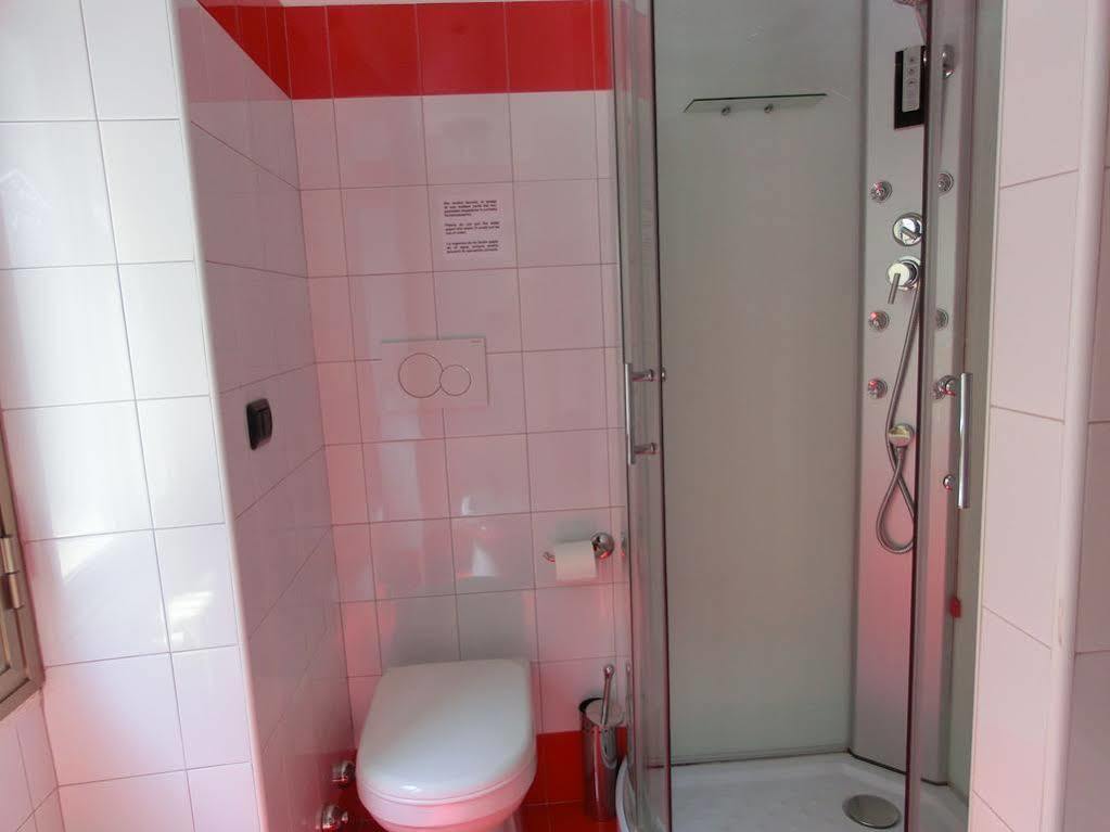 Reale House Rooms Рим Экстерьер фото